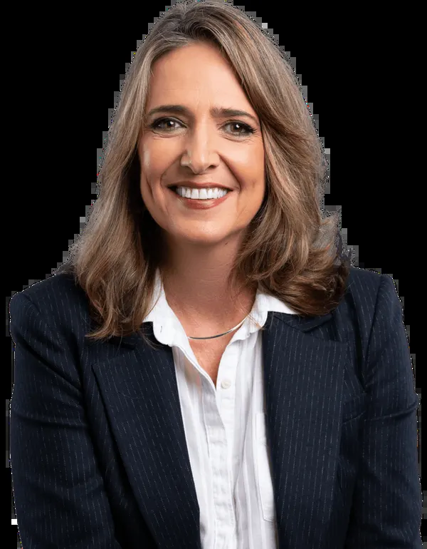 Foto de Gisele Tacchi, especialista em vendas complexas B2B